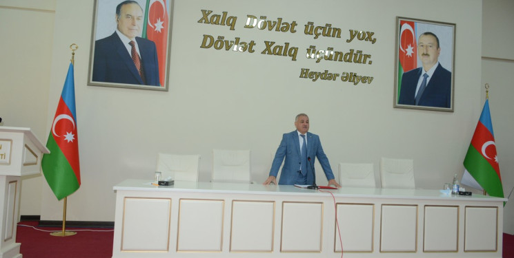 Rayon rəhbərinin sədrliyi ilə növbəti aparat müşavirəsi keçirilib