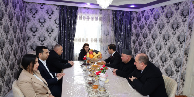 Tərtərdə “Konstitusiya və Suverenlik İli” çərçivəsində şəhid Cavid Səfərovun ailəsi ziyarət edilib